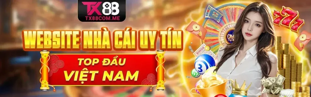 Sân vận động thể thao với khán giả cổ vũ, có logo bi888 code